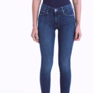 THE LOOKER ANKLE FRAY Girl Crush